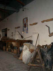 MDZ La Rural wine museum.jpg (94074 bytes)