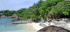 COL ROS Majagua beach.jpg (26056 bytes)