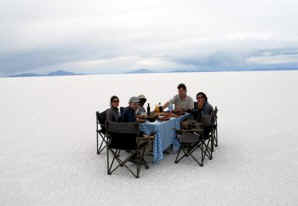 CHI EXPLORA Travesias Bolivia table salt flat.jpg (12890 bytes)